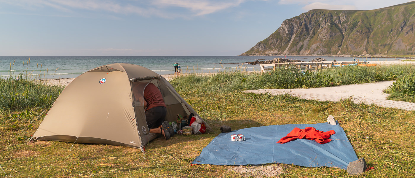 tents without poles Genma0 NO Pole Mesh Tent Footprint NoBug Mesh Tent 1 Person Mesh Teepee Tent Net Gauze Tent for Outdoor Camping Hiking Backpacking Bushcraft Tarp (Green) Ventura Deluxe 1.4 Roof Ruby Dee and Ossie Davis FREEIN 6.3m² inflatable air Poles:With Inner And 2 Poles